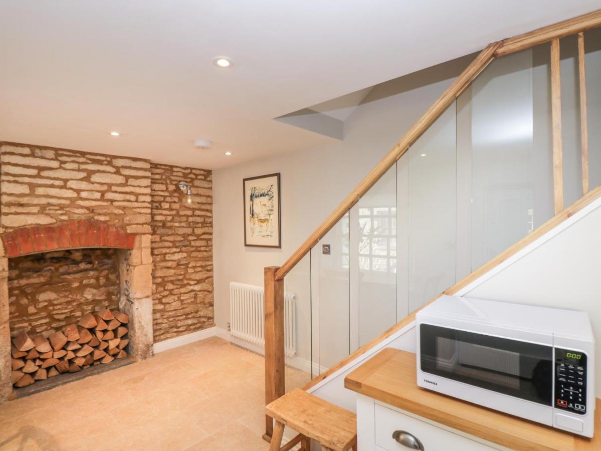 Stable Cottage Cheltenham Exterior foto